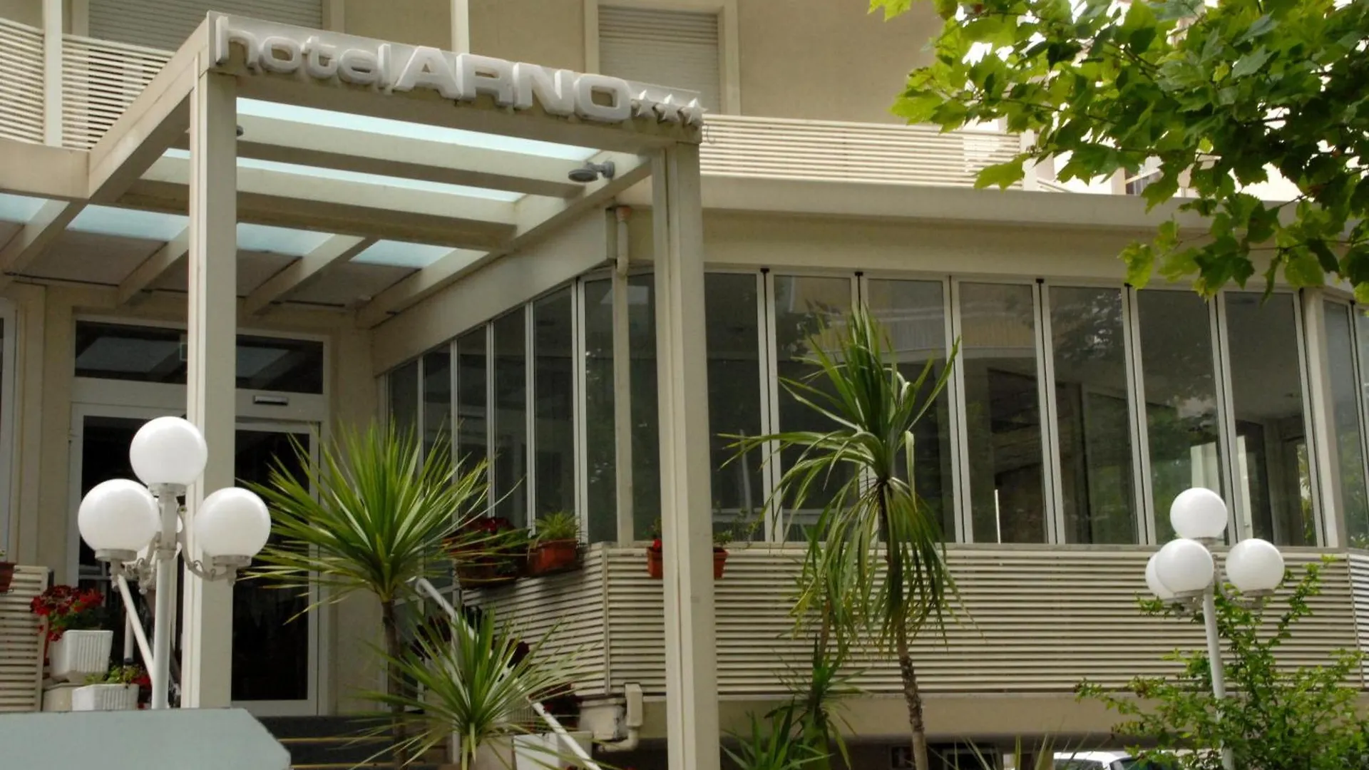 Hotel Arno Rimini 3*,  Italia